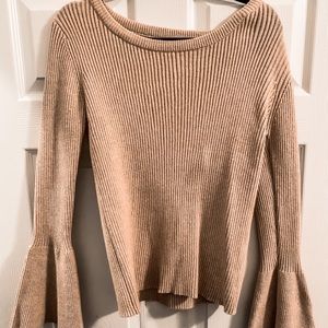 Sweater with flared sleeves
